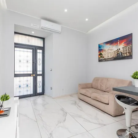 Apartament La Maison Chic 2 *