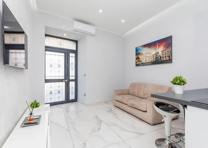 Apartman La Maison Chic 2 *